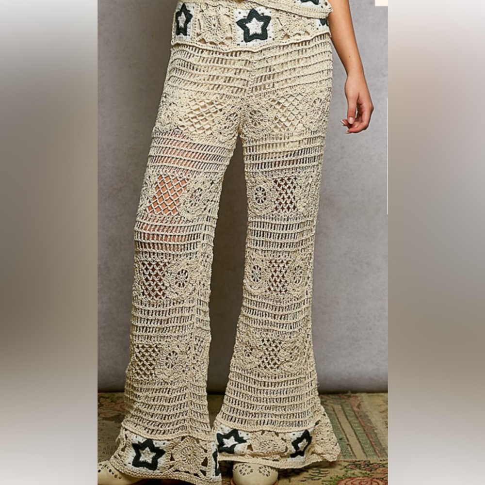 POL Crochet Cream flare -Leg Pants/ gorgeous!